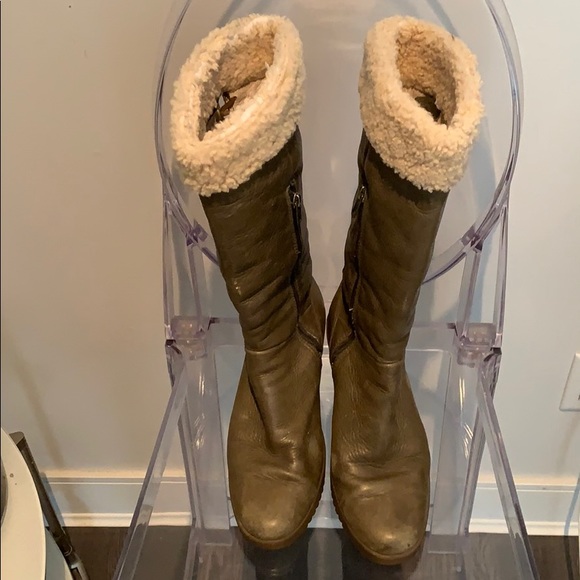 UGG wedged wool lining - Size 8 - Picture 6 of 7